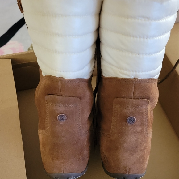 TNF nuptse Purna boots sz 8.5 - Picture 5 of 7